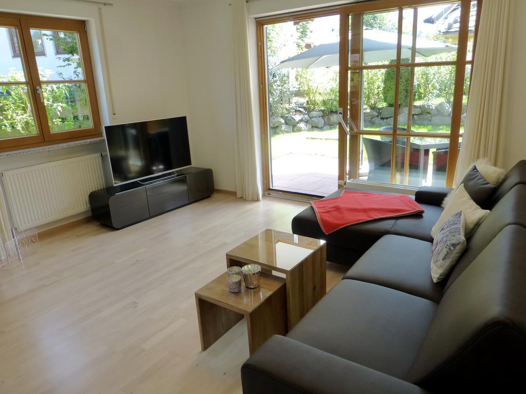 Boutiqueferienwohnung Schnapshaeusel Oberstdorf Ruang foto