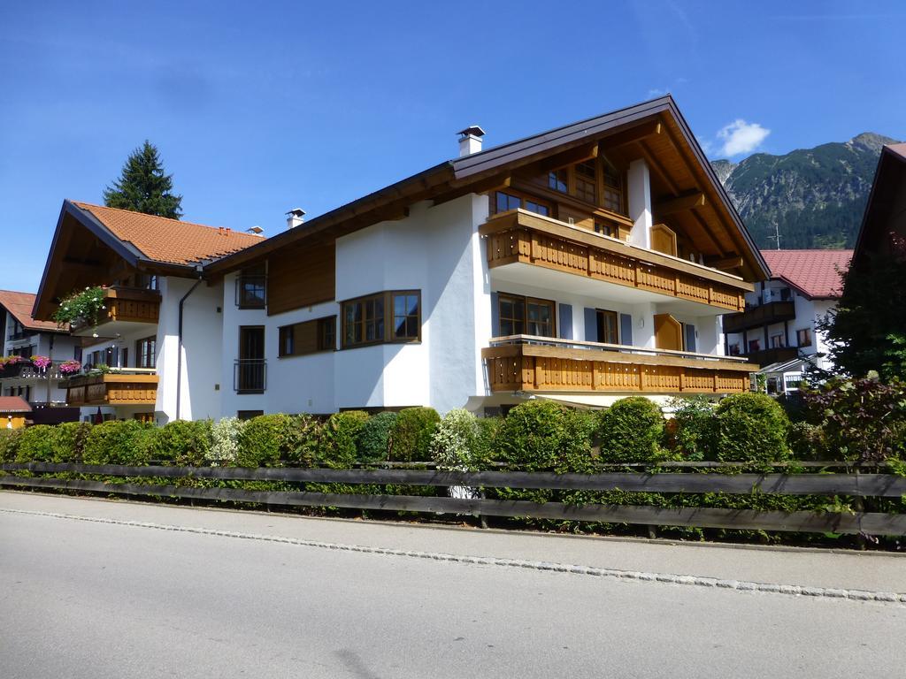 Boutiqueferienwohnung Schnapshaeusel Oberstdorf Ruang foto
