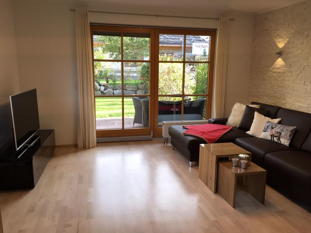 Boutiqueferienwohnung Schnapshaeusel Oberstdorf Bagian luar foto